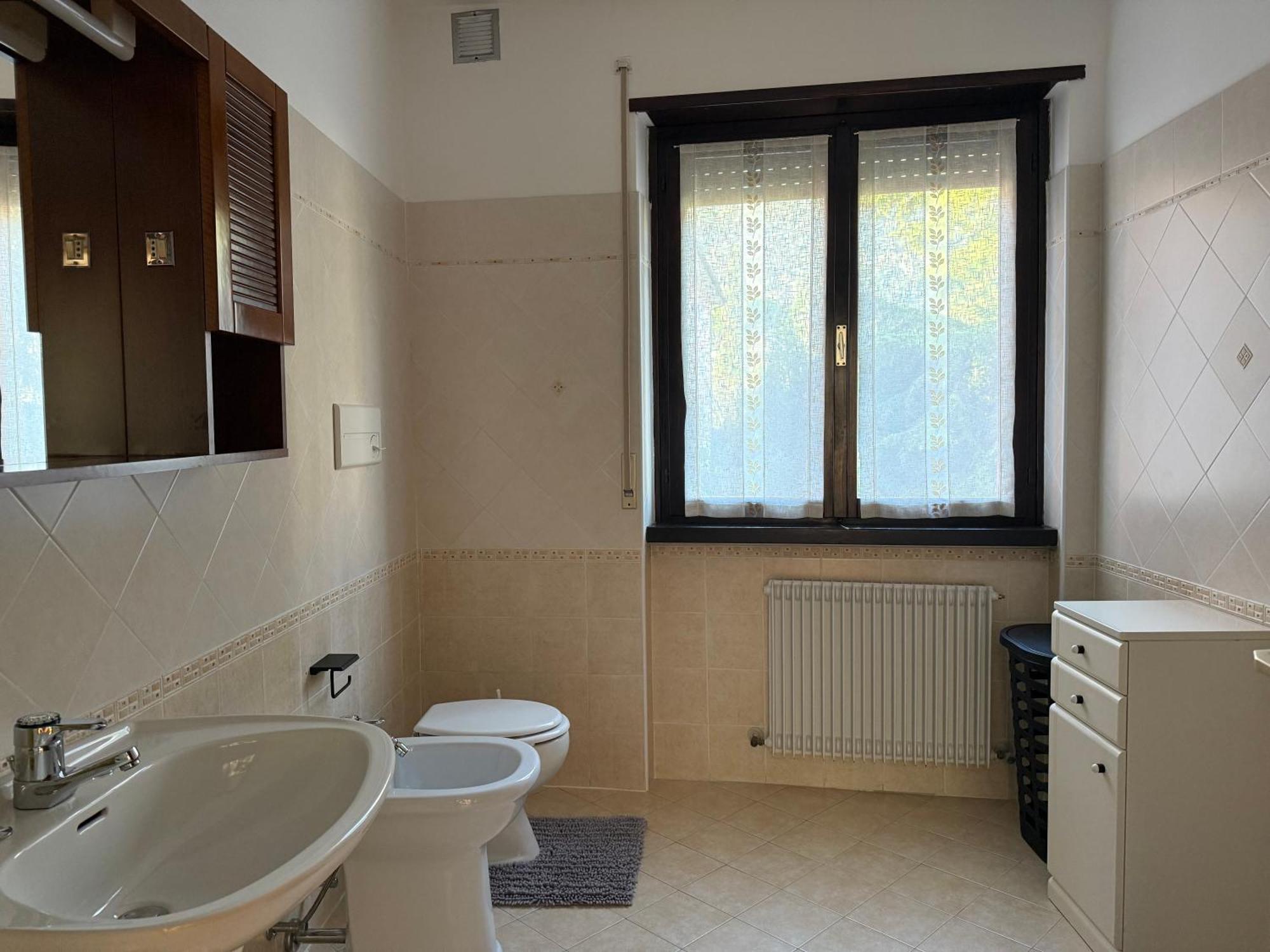 Appartamento Spazioso Con 3 Camere Da Letto Riva del Garda Exterior foto