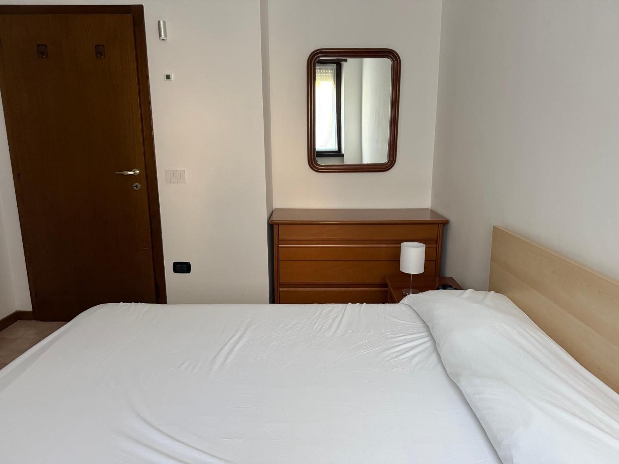 Appartamento Spazioso Con 3 Camere Da Letto Riva del Garda Exterior foto